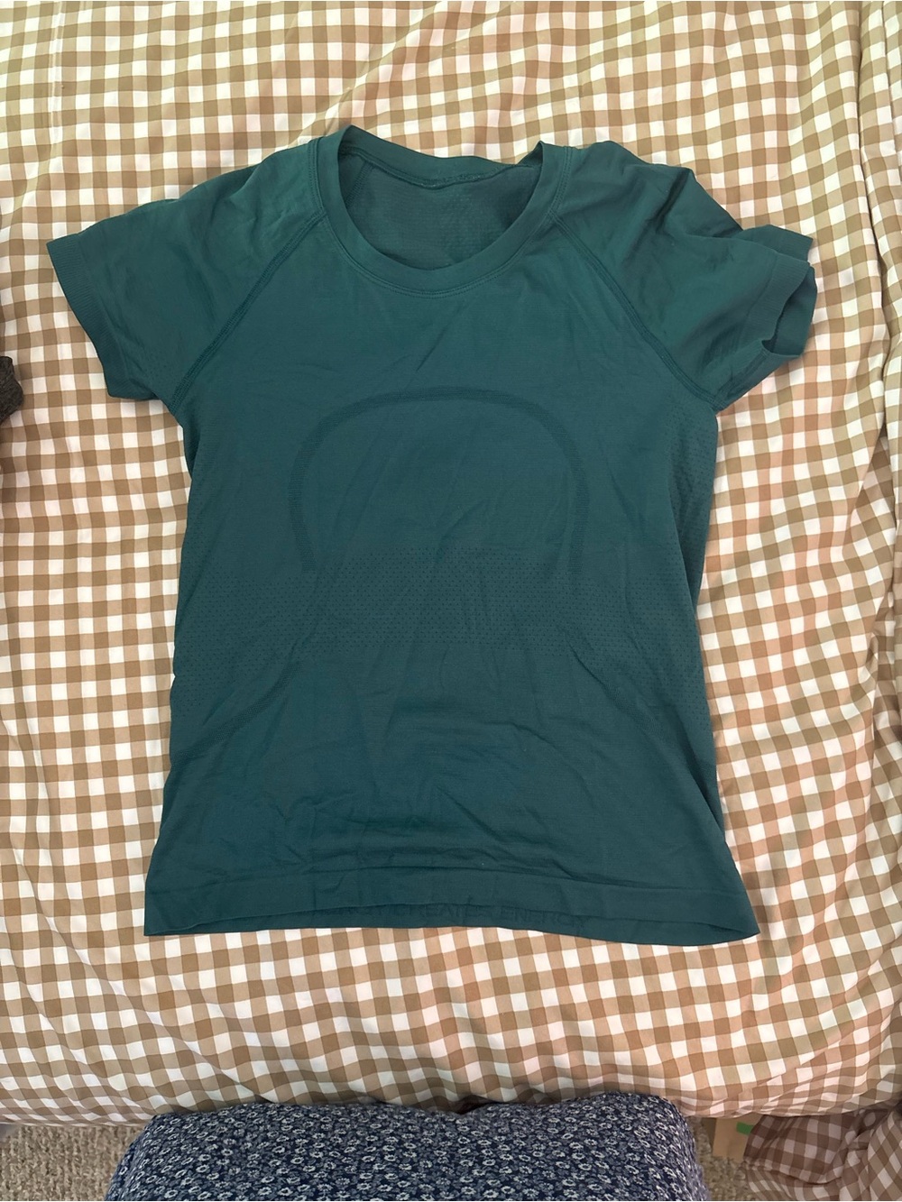 Forest green speed up Short Sleeve lululemon top